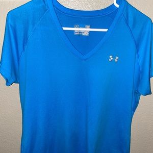 Under armor v neck shirt